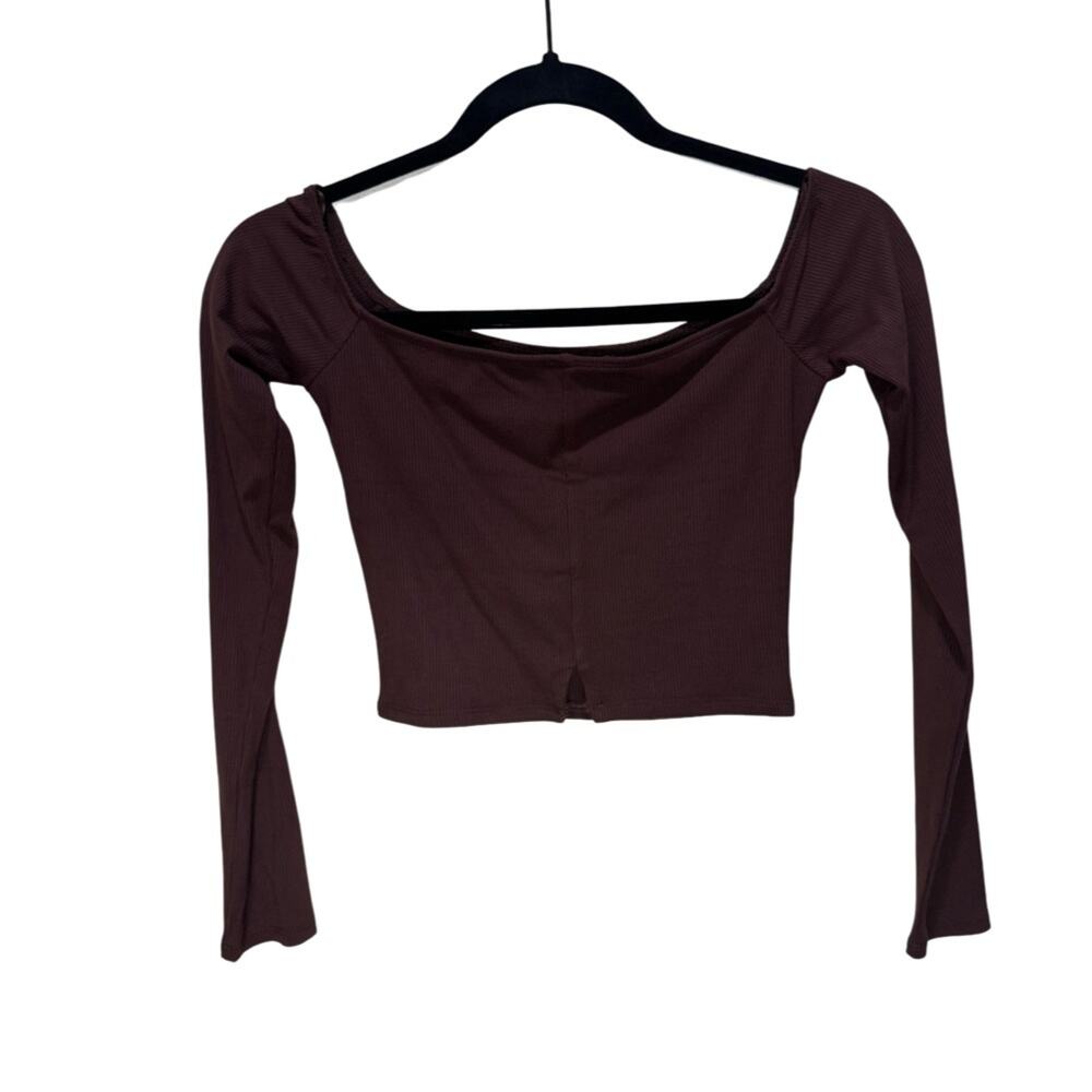 naked wardrobe Ribbed Long Sleeve Crop Top with Front Split - Brown Size M